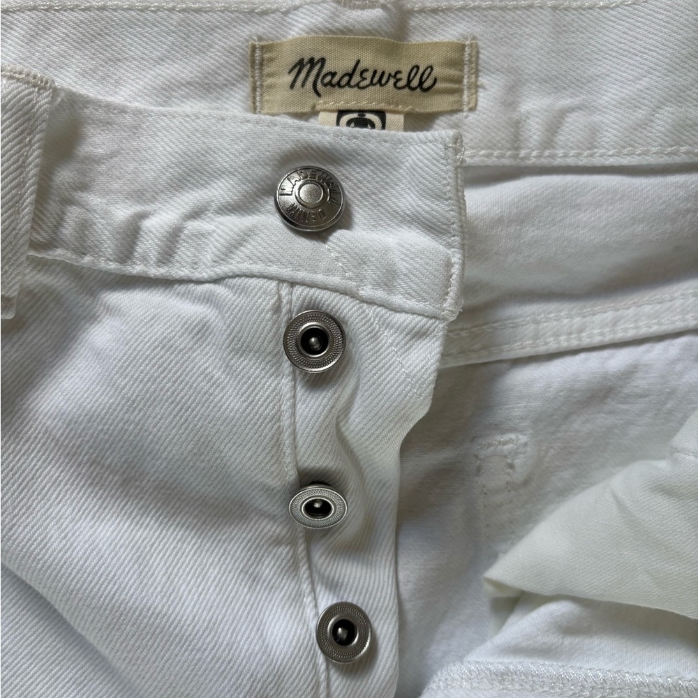 Madewell Darted Barrel Jeans in Tile White
